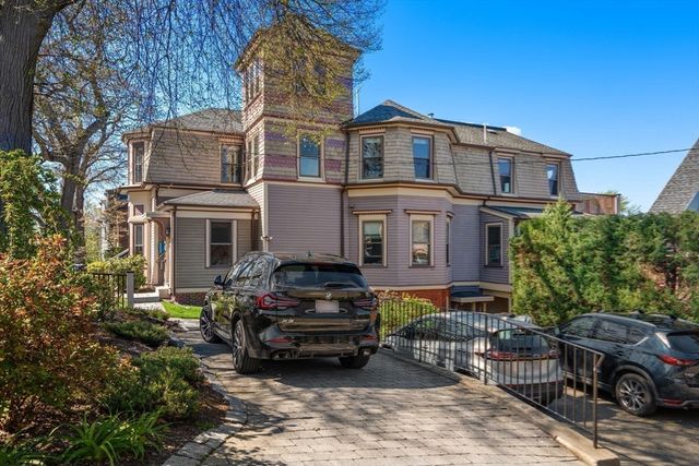 60 Sheridan St. 3, Boston, MA 02130