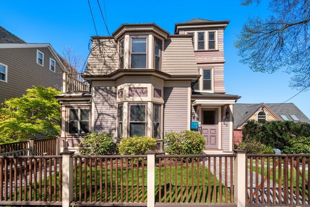 60 Sheridan St. 3, Boston, MA 02130