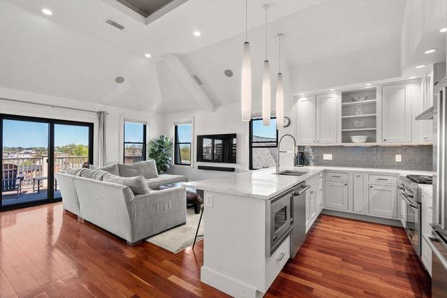 60 Sheridan St. 3, Boston, MA 02130