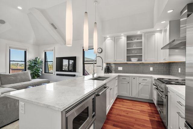 60 Sheridan St. 3, Boston, MA 02130