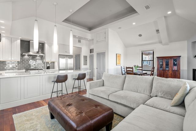 60 Sheridan St. 3, Boston, MA 02130