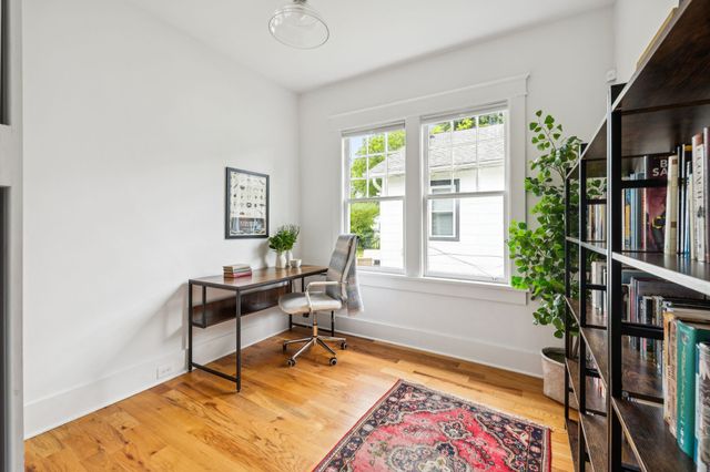 1012 Meridian St, Nashville, TN 37207