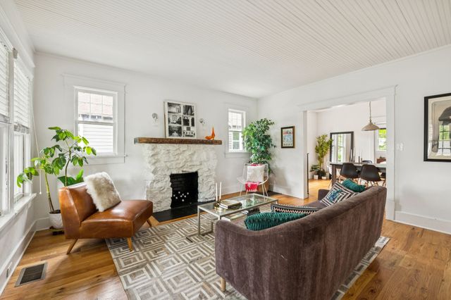 1012 Meridian St, Nashville, TN 37207