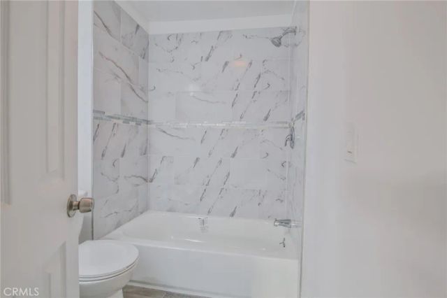 326--328 W 47th, Los Angeles, CA 90037