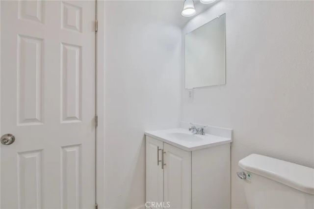326--328 W 47th, Los Angeles, CA 90037