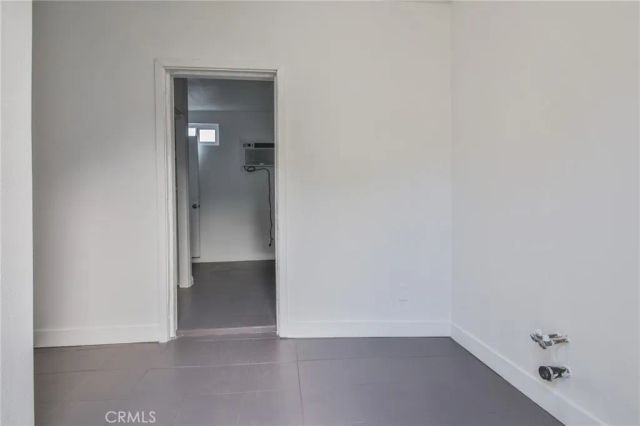 326--328 W 47th, Los Angeles, CA 90037