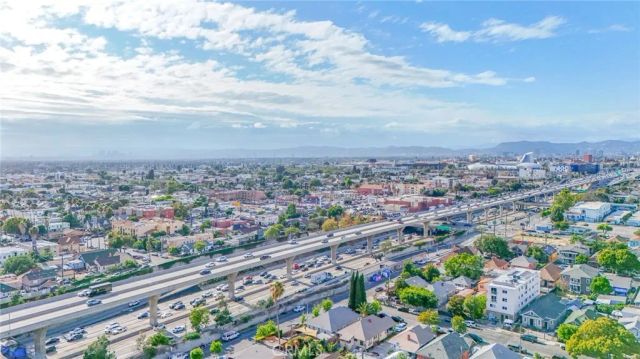 326--328 W 47th, Los Angeles, CA 90037