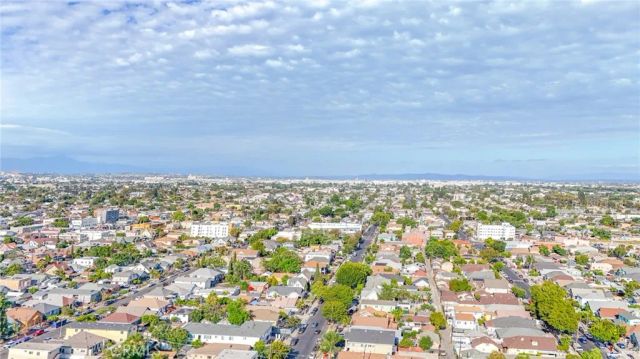 326--328 W 47th, Los Angeles, CA 90037