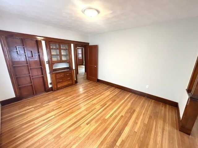 30 Medford St 1, Medford, MA 02155