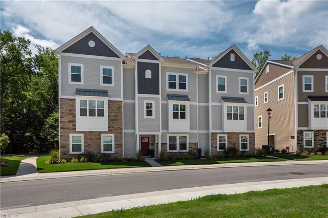 2009 Laycock Ln Unit 101, Suffolk, VA 23435