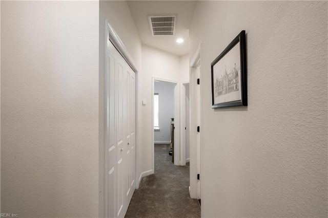 2009 Laycock Ln Unit 101, Suffolk, VA 23435