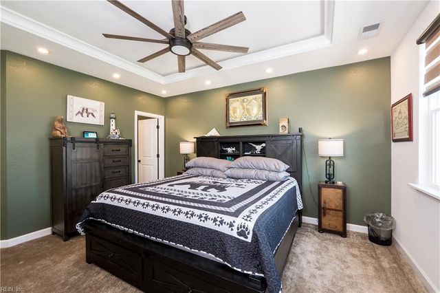 2009 Laycock Ln Unit 101, Suffolk, VA 23435