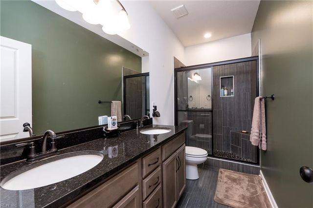2009 Laycock Ln Unit 101, Suffolk, VA 23435