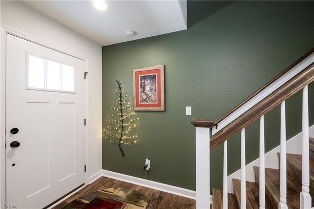 2009 Laycock Ln Unit 101, Suffolk, VA 23435