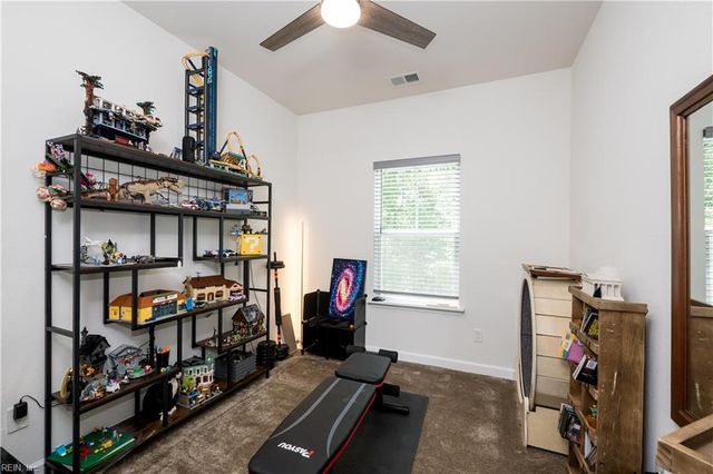 2009 Laycock Ln Unit 101, Suffolk, VA 23435
