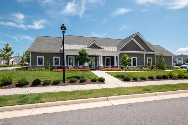 2009 Laycock Ln Unit 101, Suffolk, VA 23435