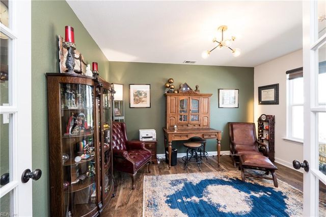 2009 Laycock Ln Unit 101, Suffolk, VA 23435