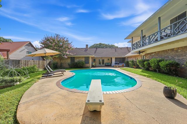 1116 Spring Lake Drive, Duncanville, TX 75137