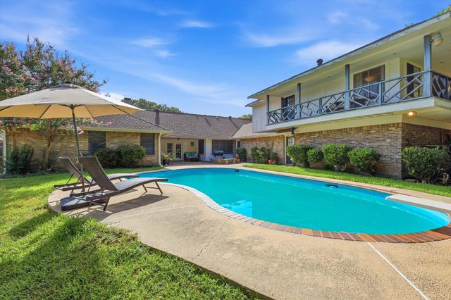 1116 Spring Lake Drive, Duncanville, TX 75137