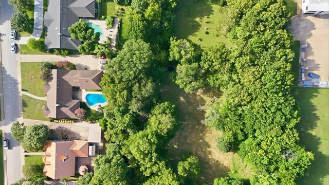 1116 Spring Lake Drive, Duncanville, TX 75137