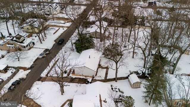 16 E WOODBURN AVE, Pine Hill, NJ 08021