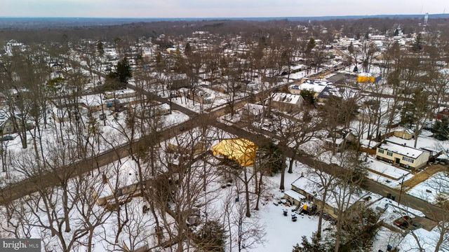 16 E WOODBURN AVE, Pine Hill, NJ 08021