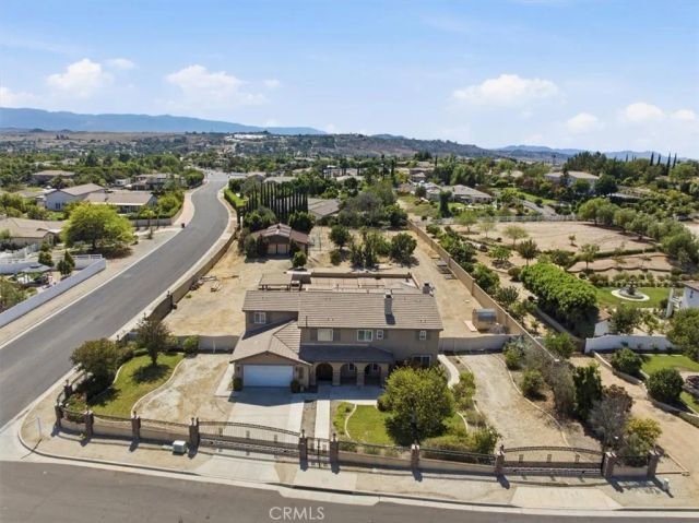 17731 Glen Hollow, Riverside, CA 92504