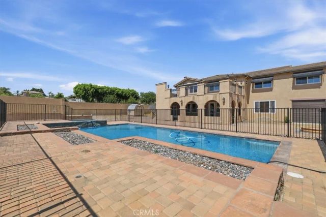 17731 Glen Hollow, Riverside, CA 92504