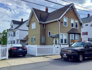 32 Hancock Street, Chelsea, MA 02150