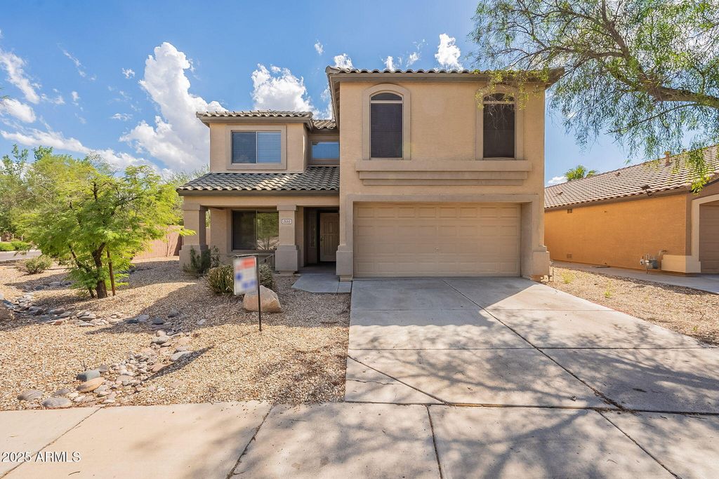 2503 W GAMBIT Trail, Phoenix, AZ 85085