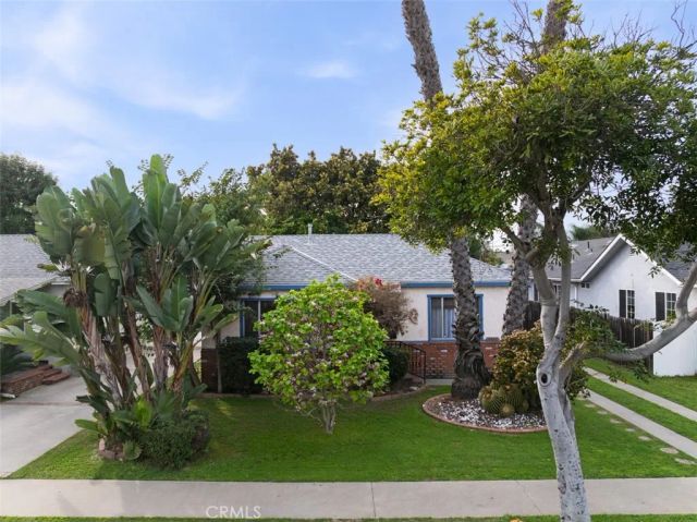 5851 Premiere Avenue, Lakewood, CA 90712