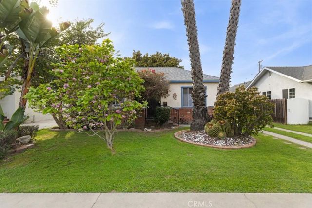 5851 Premiere Avenue, Lakewood, CA 90712