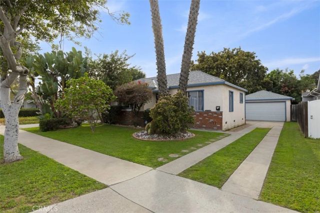 5851 Premiere Avenue, Lakewood, CA 90712