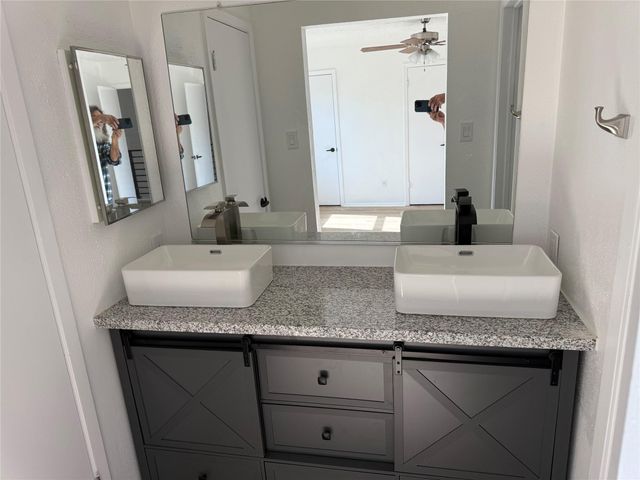 6649 Westwick Drive, Houston, TX 77072