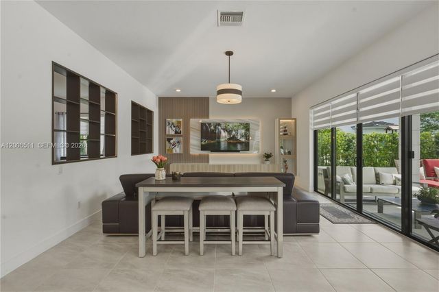 10730 Oceano Way, Parkland, FL 33076