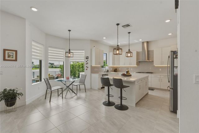 10730 Oceano Way, Parkland, FL 33076