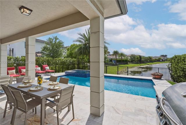10730 Oceano Way, Parkland, FL 33076