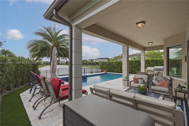 10730 Oceano Way, Parkland, FL 33076