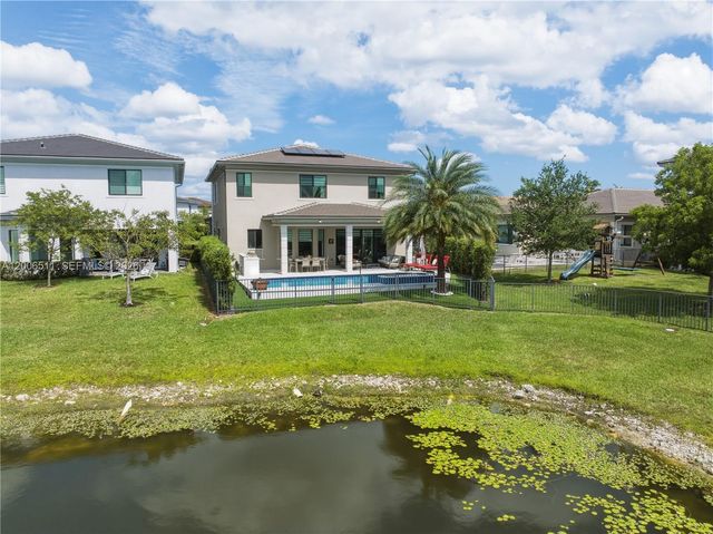 10730 Oceano Way, Parkland, FL 33076