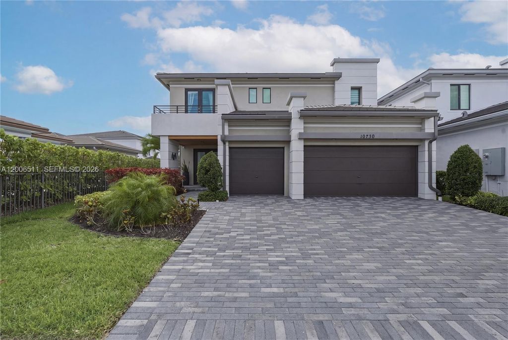 10730 Oceano Way, Parkland, FL 33076