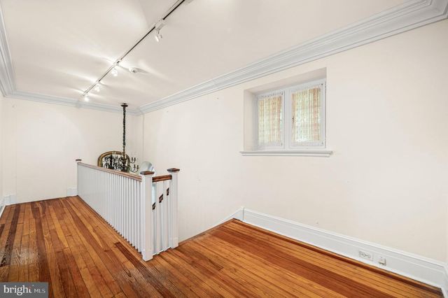 7700 LINCOLN DR, Philadelphia, PA 19118