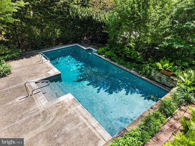 7700 LINCOLN DR, Philadelphia, PA 19118