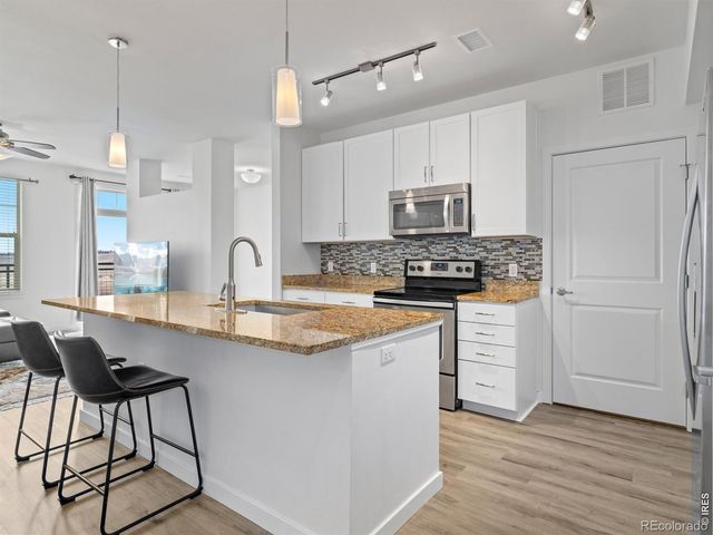 13598 Via Varra 409, Broomfield, CO 80020