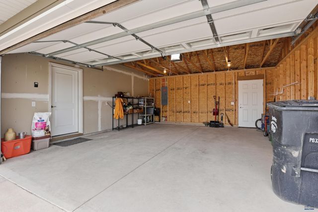 855 MARIE ST, Hermosa, SD 57744