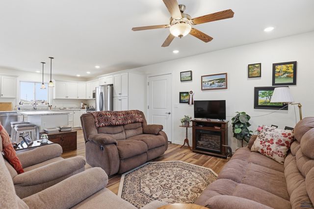 855 MARIE ST, Hermosa, SD 57744