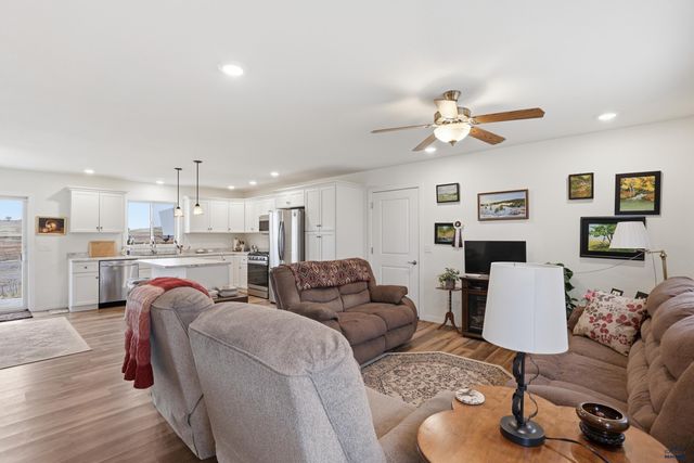 855 MARIE ST, Hermosa, SD 57744