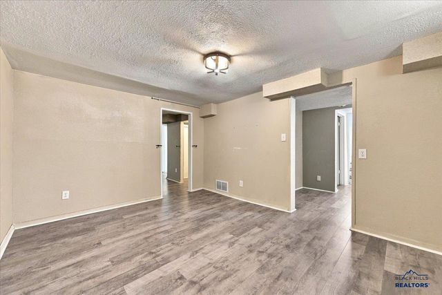712 N West Boulevard, Rapid City, SD 57701