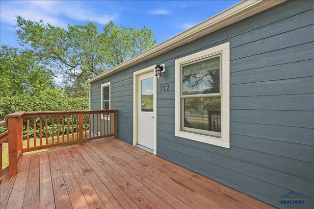 712 N West Boulevard, Rapid City, SD 57701