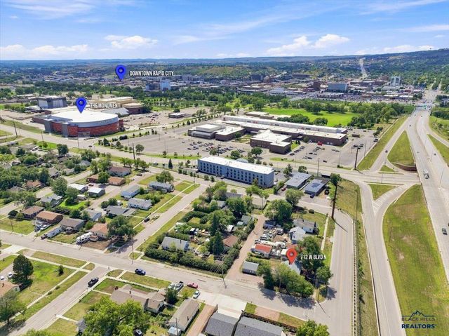 712 N West Boulevard, Rapid City, SD 57701