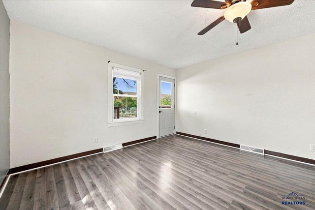 712 N West Boulevard, Rapid City, SD 57701